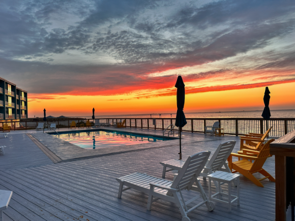 Pensacola Beach Condo With Gulf Views And Pool Access